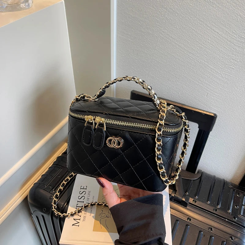 Elegant Quilted Vanity Bag – Timeless Luxury for Every Occasion
