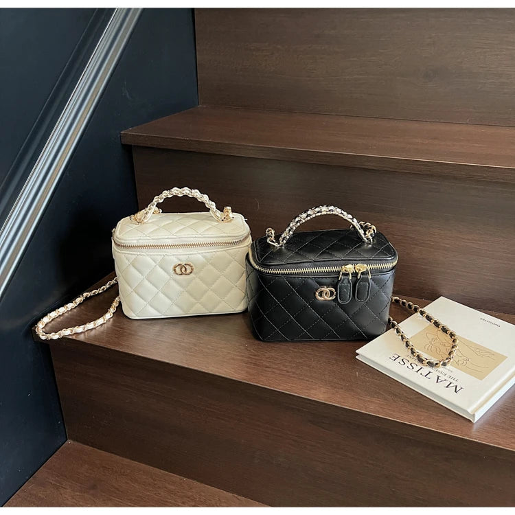 Elegant Quilted Vanity Bag – Timeless Luxury for Every Occasion